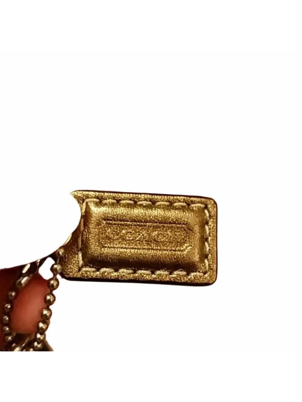 Coach Brown Wristlet Pattern - Picture 2 of 4